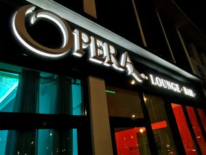 London Restaurant Signs Makers