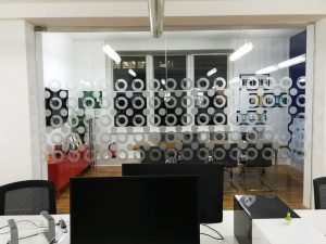 Ealing window etching company